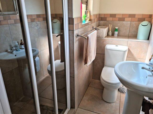 To Let 4 Bedroom Property for Rent in Melodie North West